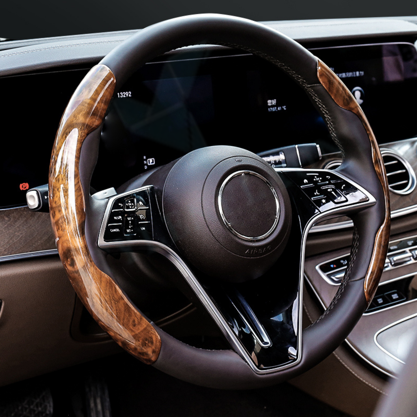 STYLENFLAUNT Universal ABS Peach Wood Glossy Texture Steering Wheel Grip Cover for All Car Models Safe Non-Slip Car Interior Accessory long lasting print Comfortable Grip Steering Wheel Protector